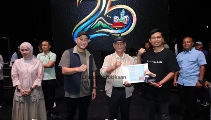 TOM Bergemuruh! Pesta Rakyat Meriahkan HUT ke-25 Kota Lubuk Linggau